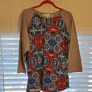 LuLaRoe Woman's Multicolor 3/4 Sleeve Round Neck Top, Size: 3 XL